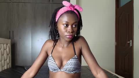 Heather online show from 01.31.25