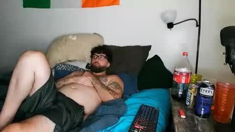 Snapshot of boredandirish21 chatting on 10.03.25 boredandirish21 online show from 10.03.25