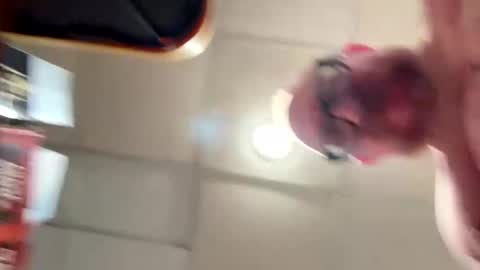 Snapshot of bornoferos1975 chatting on 11.16.25 bornoferos1975 online show from 11.16.25