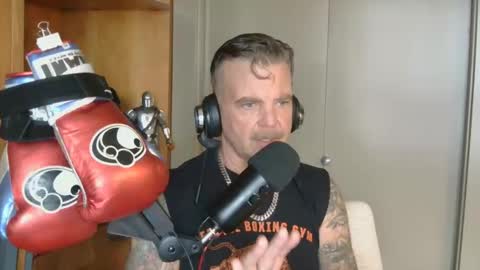 BOSS online show from 11.21.25