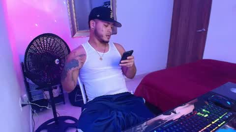 Snapshot of boss_master99 chatting on 05.20.26 Jesus online show from 05.20.26