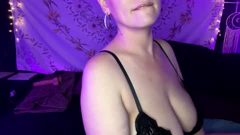 BossMom online show from 02.03.25