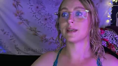 BossMom online show from 10.09.25