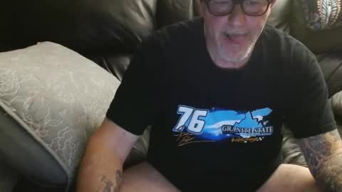 Snapshot of bostonguy1969 chatting on 04.14.26 bostonguy1969 online show from 04.14.26