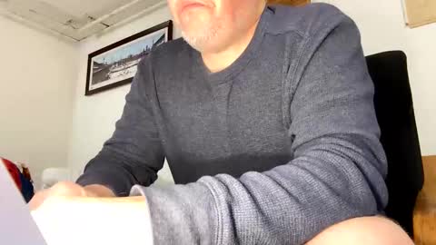 Snapshot of bostonirish45 chatting on 11.06.25 bostonirish45 online show from 11.06.25