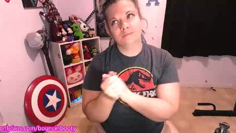 Pumpkin Butt online show from 11.11.25