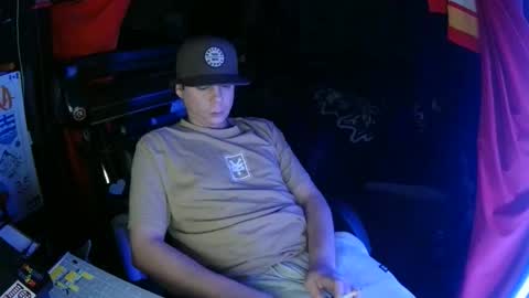 Snapshot of bowerboi1217 chatting on 11.24.25 Bowerboi1217 online show from 11.24.25