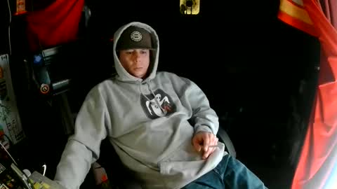 Snapshot of bowerboi1217 chatting on 05.17.26 Bowerboi1217 online show from 05.17.26