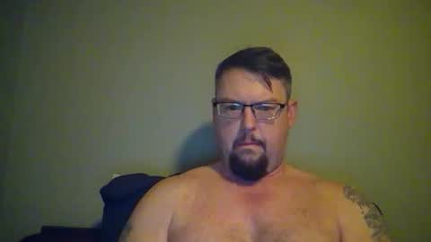 Snapshot of bowtieguy84 chatting on 03.27.26 bowtieguy84 online show from 03.27.26