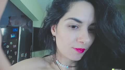 Snapshot of boxinghelen chatting on 02.17.25 Helen  online show from 02.17.25