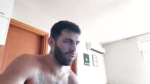 Snapshot of boy_aroundtheworld chatting on 10.27.25 Dan online show from 10.27.25