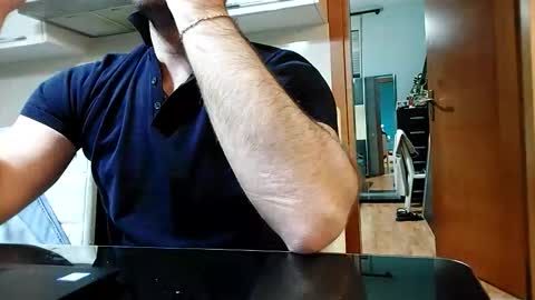 Snapshot of boy_aroundtheworld chatting on 11.24.25 Dan online show from 11.24.25