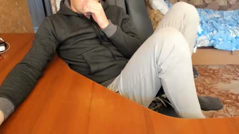 BoyApollon online show from 11.16.25