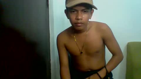 Snapshot of boyax16 chatting on 12.08.24 boyax16 online show from 12.08.24