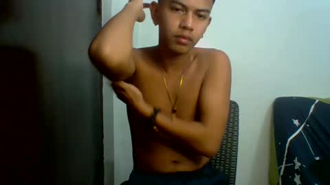 Snapshot of boyax16 chatting on 12.13.24 boyax16 online show from 12.13.24