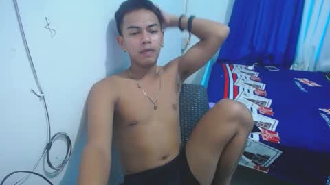 Snapshot of boyax16 chatting on 12.28.24 boyax16 online show from 12.28.24