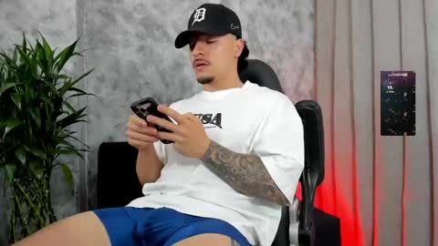 boyc02_ online show from 12.21.25