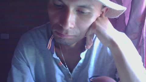 Snapshot of boycumlatino21 chatting on 05.14.26 Boy online show from 05.14.26