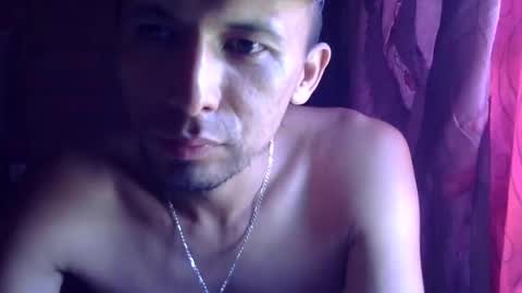 Snapshot of boycumlatino21 chatting on 05.25.26 Boy online show from 05.25.26