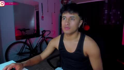 Snapshot of boylatin_777 chatting on 02.10.25 miguel online show from 02.10.25