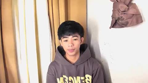 Snapshot of boynextdoor4ux chatting on 06.08.26 HI IM JAMES DONT FORGET GIVE ME THUMBS UP AND JOIN TO MY FANCLUB online show from 06.08.26