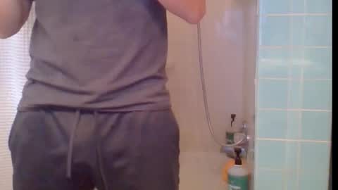 Snapshot of boynextdoor720 chatting on 10.14.25 BoyNextDoor online show from 10.14.25