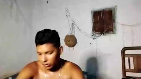 Snapshot of boysex1124 chatting on 12.03.24 andrew online show from 12.03.24