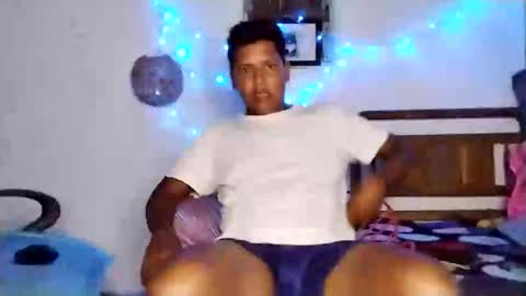 Snapshot of boysex1124 chatting on 01.03.25 andrew online show from 01.03.25