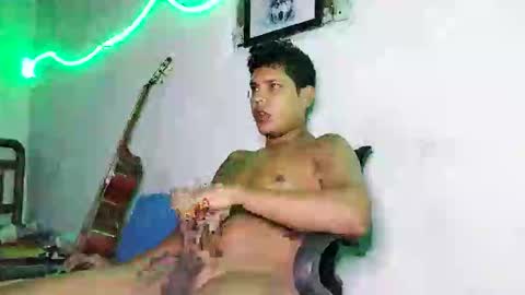 Snapshot of boysex1124 chatting on 09.30.25 andrew online show from 09.30.25