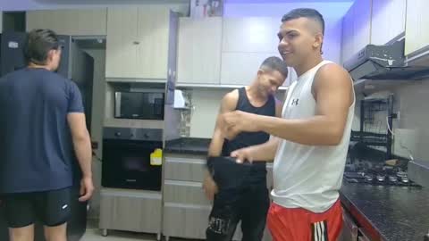 Angelo Mark Fernando Taylor online show from 11.06.25