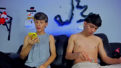 Paul and Max online show from 12.04.24