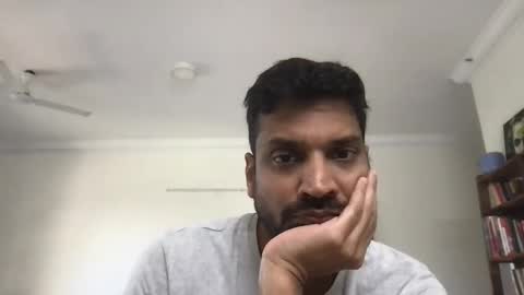 Snapshot of boytoy_079 chatting on 02.13.25 BoyToy online show from 02.13.25