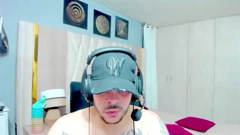 Snapshot of boyxxsexx69 chatting on 09.13.25 Mateo online show from 09.13.25