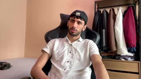 boyzinm2 online show from 10.26.25