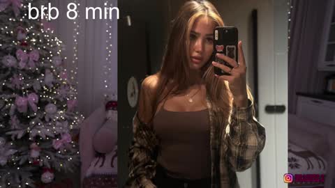 Lana  online show from 01.03.25