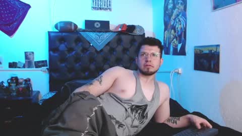 brad hot boy online show from 02.13.25