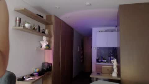 Bradley online show from 09.18.25