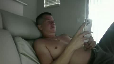 Snapshot of brafred1 chatting on 06.14.26 brafred1 online show from 06.14.26