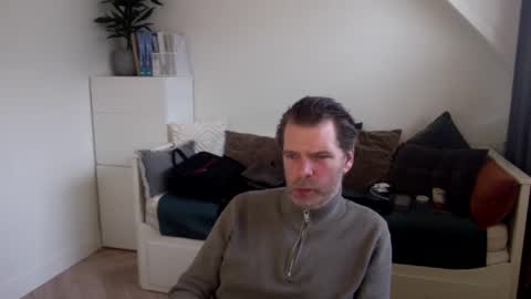 Snapshot of bram1944972145 chatting on 02.12.25 Bram online show from 02.12.25