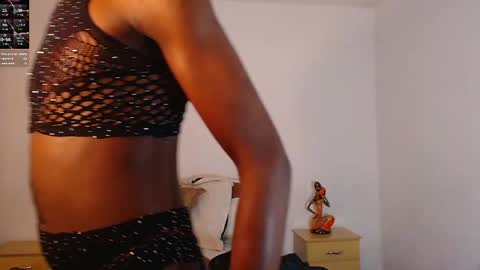Snapshot of brandi_ross_ chatting on 01.18.25 Brandy online show from 01.18.25