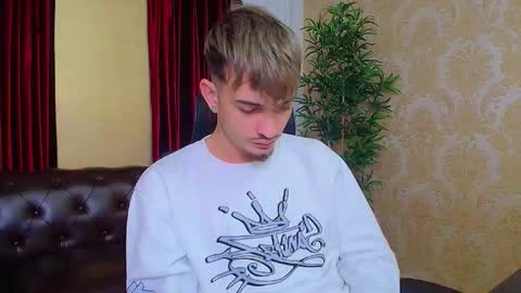 BrandonTateX online show from 10.12.25