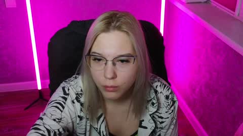 Belle  online show from 12.29.24