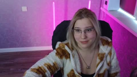 Belle  online show from 02.05.25