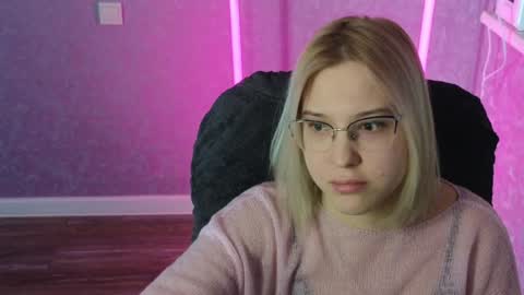 Belle  online show from 02.06.25