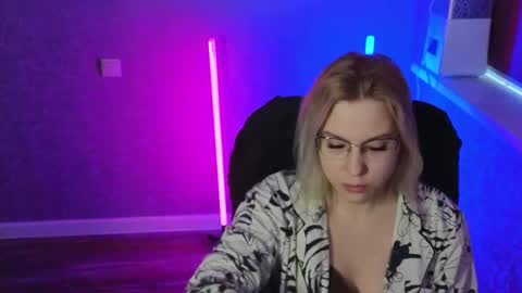 Belle  online show from 02.12.25