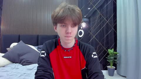 Snapshot of braxiboy chatting on 02.08.25 Brax online show from 02.08.25