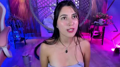 Snapshot of brenda1307 chatting on 05.15.26 Brenda moris online show from 05.15.26