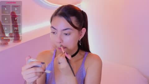 Snapshot of brenda_sky19 chatting on 05.21.26 brenda_sky19 online show from 05.21.26