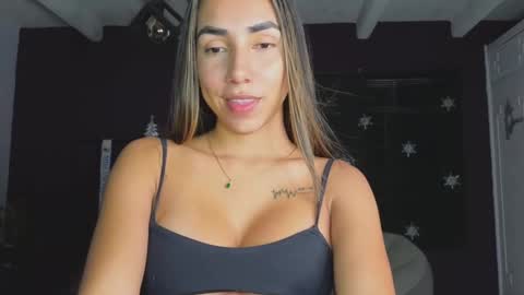 Snapshot of brendaaguerra chatting on 12.20.24 brendaaguerra online show from 12.20.24