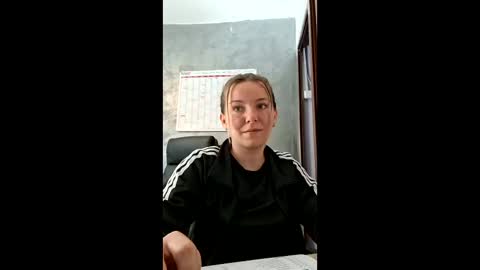 Snapshot of brendaaryas chatting on 04.24.26 Brenda online show from 04.24.26